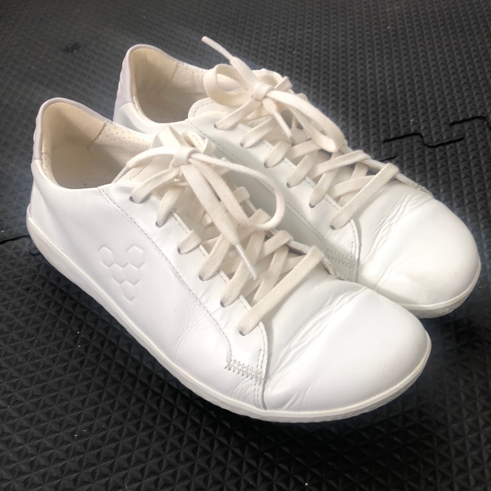 Vivo Geo Court Women’s Size 38L (7.5US)